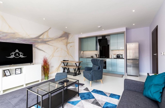 Stay Here for Work - Hassle-Free and Peaceful - Apartment 5