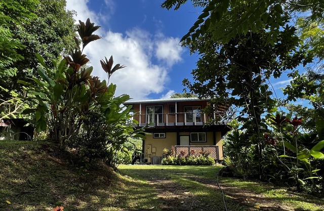 Stay in Hana Upstairs