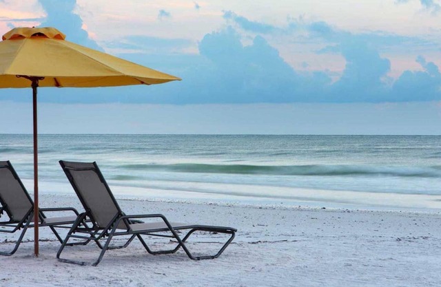Stay In Luxury On Hyatt Siesta Key Beach At Hyatt Residence Club