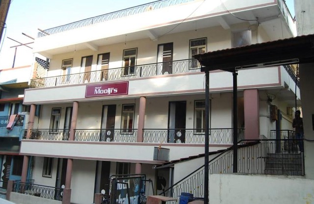 StayApart Hotel Mooljis Mount Abu