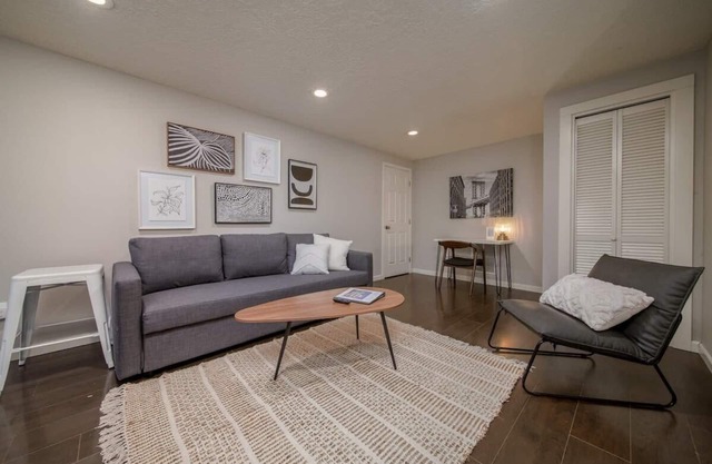 #StayInMyDistrict Piedmont Near Parks and Shopping