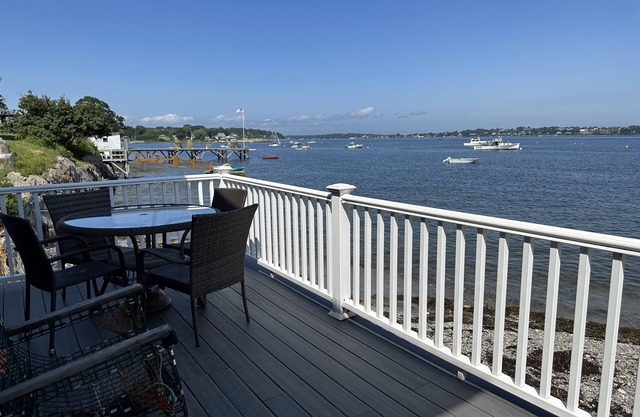 Step off the deck to enjoy the beach & a short walk down the scenic peninsula ~