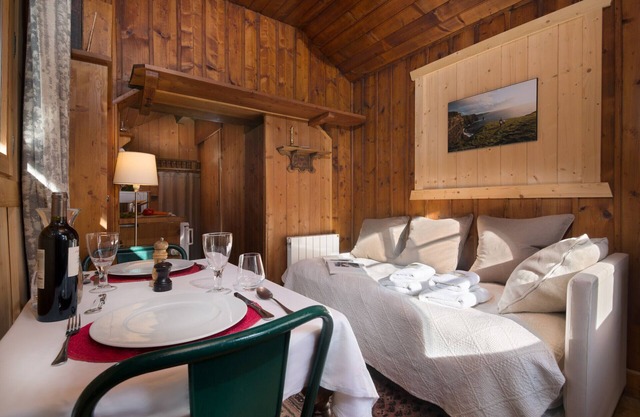 Stephen's Mazot, central Chamonix