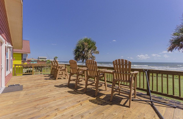 Steps from Beach! Pet friendly home with an abundance of beach and ocean views
