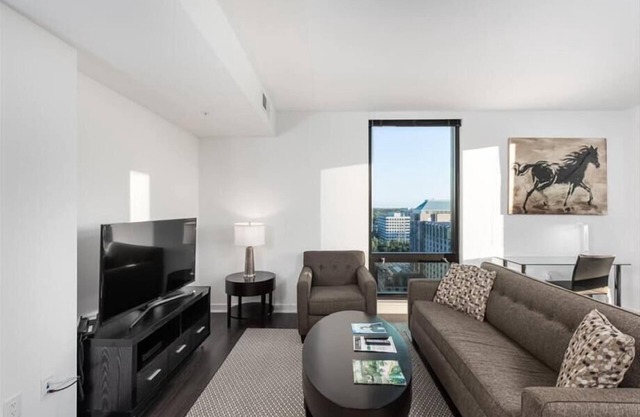 Steps from Lake Fairfax Park | Fireplace Lounge