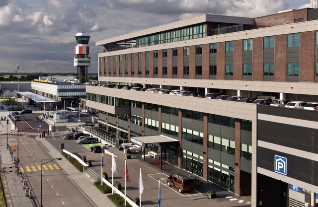Steps from Rotterdam Airport – Comfort & Convenience Combined! Onsite Dining!