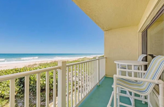 Steps from Scenic Indialantic Beach | Spacious Suite w/Kitchen | Pool Access