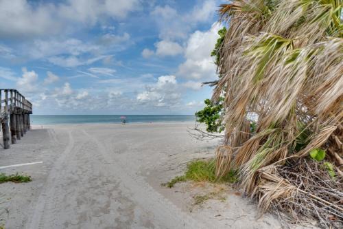 Steps to Gulf Updated Duplex in Redington Shores!
