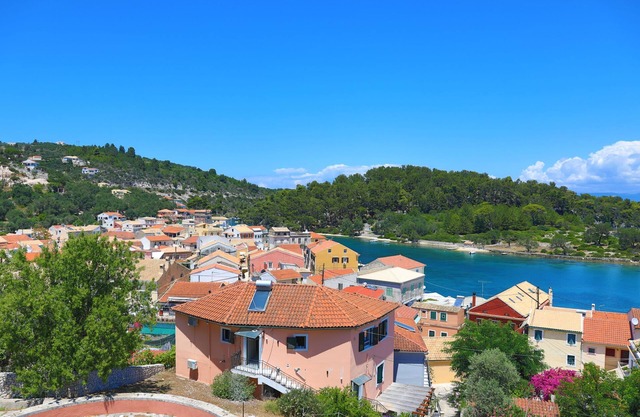 Sterna Suite: Paxos apartment in Gaios, sea views