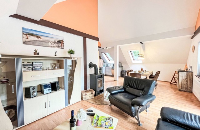 Sternberg 225 by Interhome