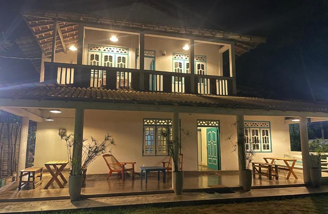 STILT Midigama