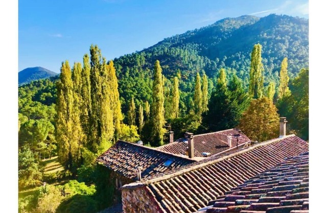 Stone farmhouse in Cévennes hamlet