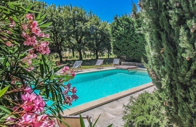 Stone house in Montségur-sur-Lauzon, Drôme, pool, calm, pets allowed (2).