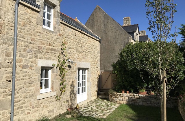 Stone house in the heart of an authentic Breton village by the sea