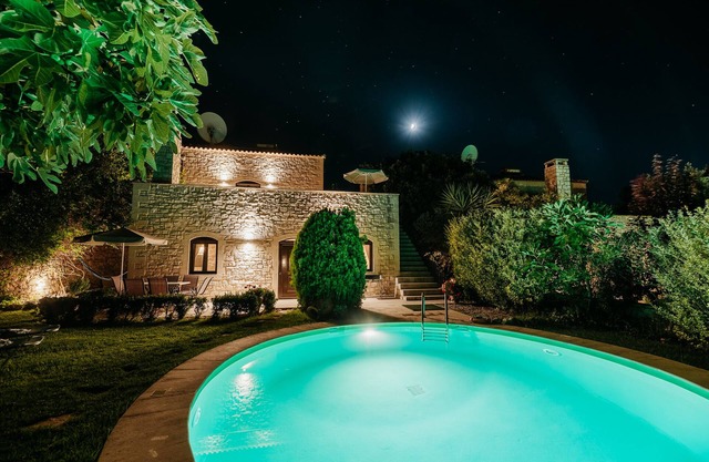 Stone villa with pool & fantastic sea views (with special autumn offers)