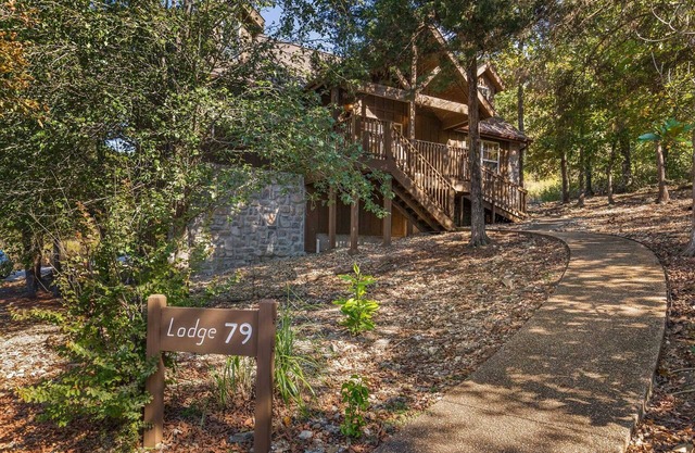 StoneBridge Gated Resort-"Four Acorns Lodge" Quiet w/Great Parking and close to SDC - Lodge #79