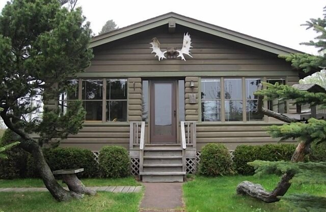 Stones Throw Cottage with views of Grand Marais Harbor on Lake Superior