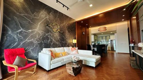 Straits Quay Highest & Spacious Seaview Suite - 1