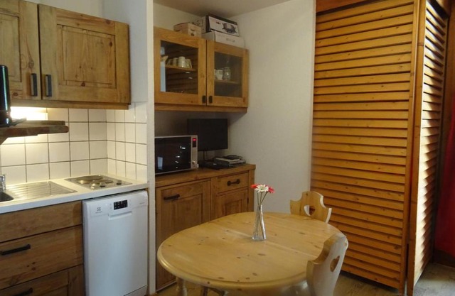 Studio 3 personnes à Arc 2000 avec balcon sud, proche pistes et commerces - FR-1-411-450