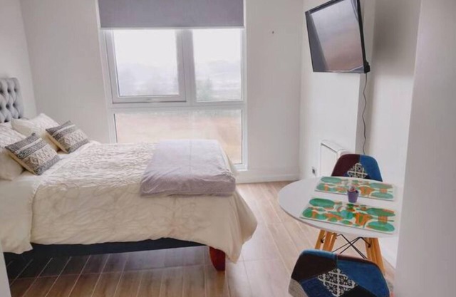 Studio Apartment 810