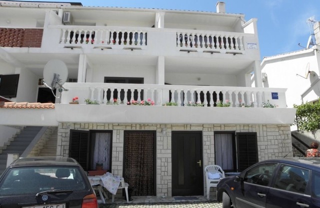 Studio apartment in Baška with Terrace, Air condition, WIFI, Washing machine (863-1)