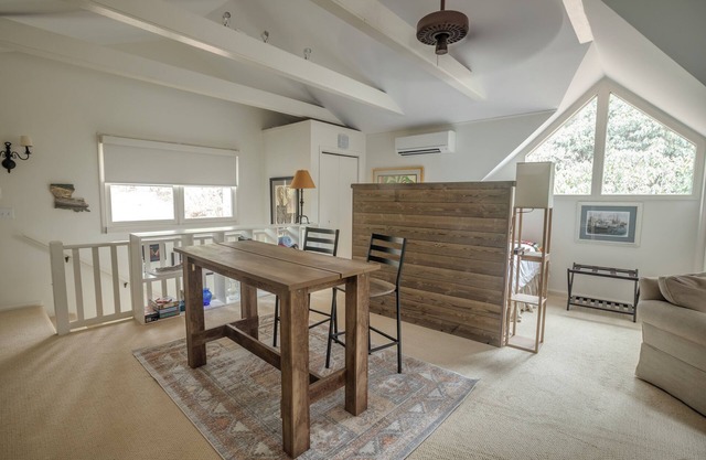 Studio Apartment in the Mirror Lake area of Highlands, NC