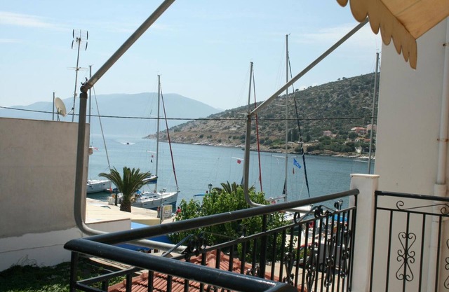Studio Apartment 'Pelagia's 3' with Sea View, Wi-Fi and Air Conditioning