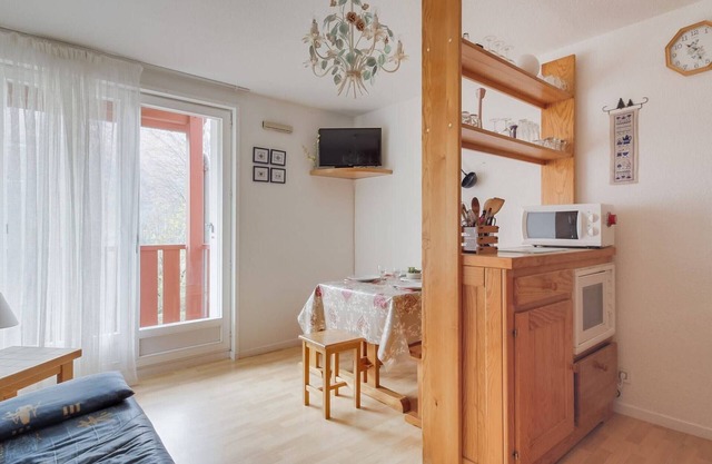 Studio Cabin for 6 with Balcony, Parking and Wifi - Esquièze-Sère