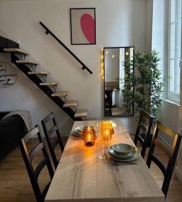 Studio cosy au cœur de ville, mezzanine -203-