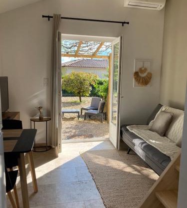 Studio dans les pins