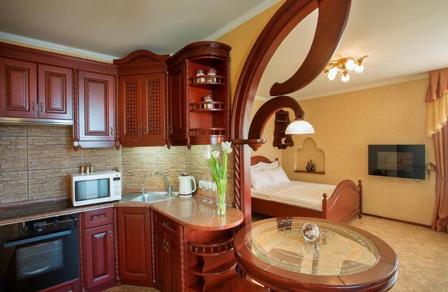 Studio De Luxe with Jacuzzi
