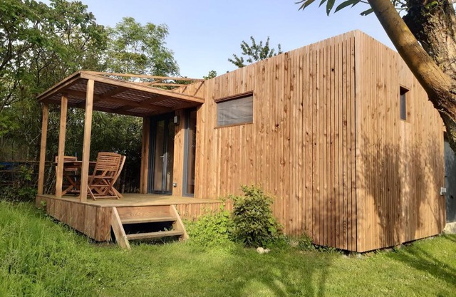 Studio en bois à 20mn du Puy du Fou avec grand jardin