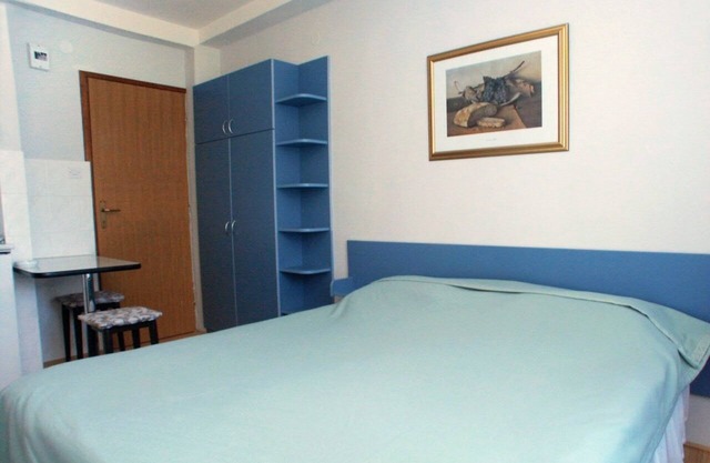 Studio flat near beach Komiža, Vis (AS-2429-d)