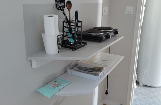 Studio attenant a la maison principale