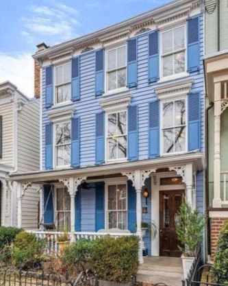 Studio Gem Near Capitol & Coffee Spots