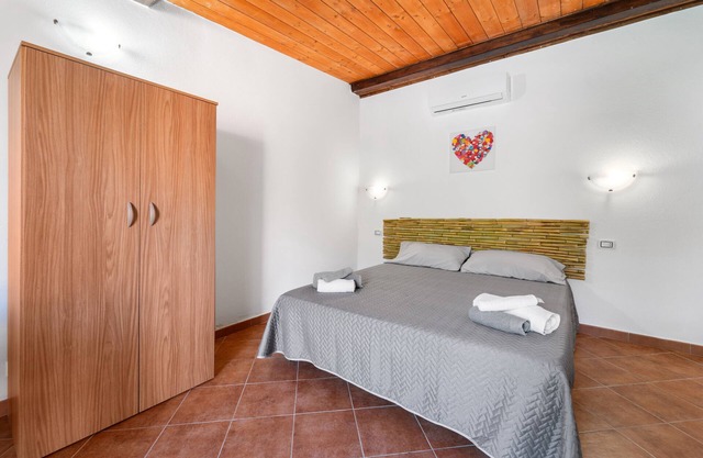 Studio 'Il Cedro' with Mountain View, Private Terrace and Air Conditioning