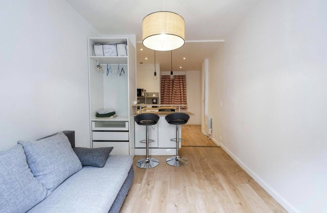 Studio in the Heart of Bayonne - Practical and Comfortable Stay