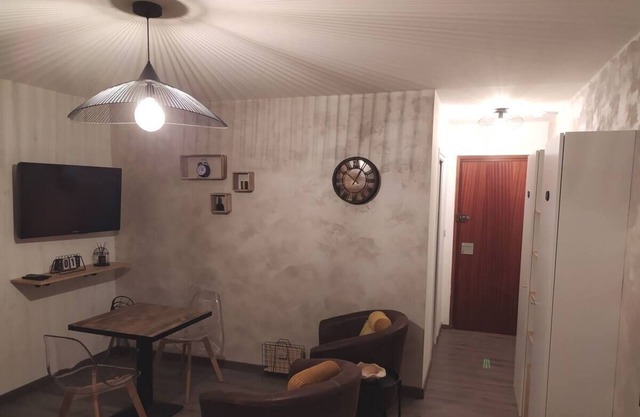 Studio near center & spa