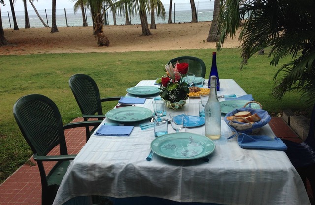 Studio on the beach of l'Autre Bord, Moule