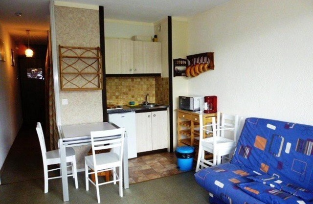 Studio pour 6 à Arette avec accès pistes, balcon, casier à skis et parkings gratuits - FR-1-602-20