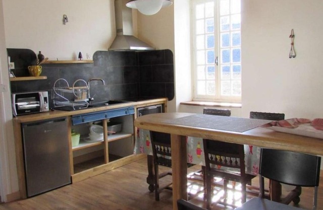 Studio spacieux de 48 m² au cœur d'Étel, près du port et des commerces - FR-1-479-93