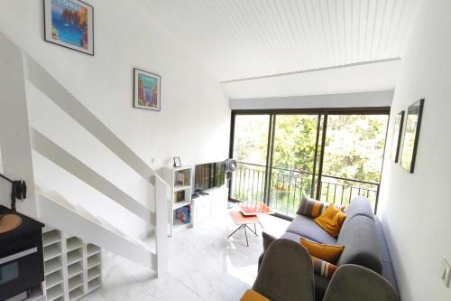 Studio with balcony - sea view