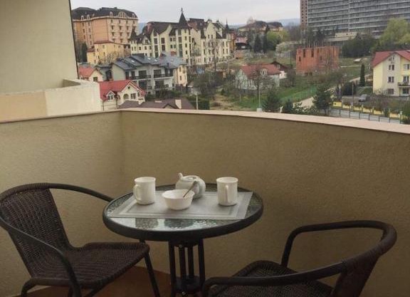 Studio with separate bed room