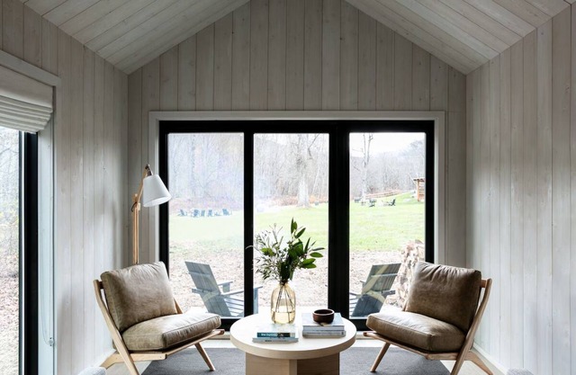 Stuga - Queen | Tälta Lodge, a Bluebird by Lark | with Indoor Swimming Pool