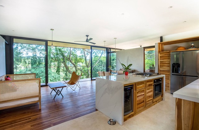Stunning 2br/2ba Jungle Home above Playa Hermosa, Santa Teresa