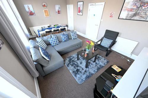 STUNNING 3 Bedroom Serviced Flat IN North London