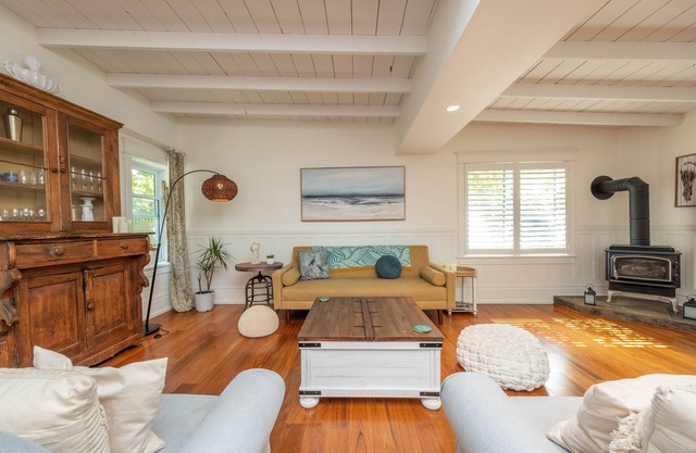 Stunning 5-Bedroom Historic House in Southampton