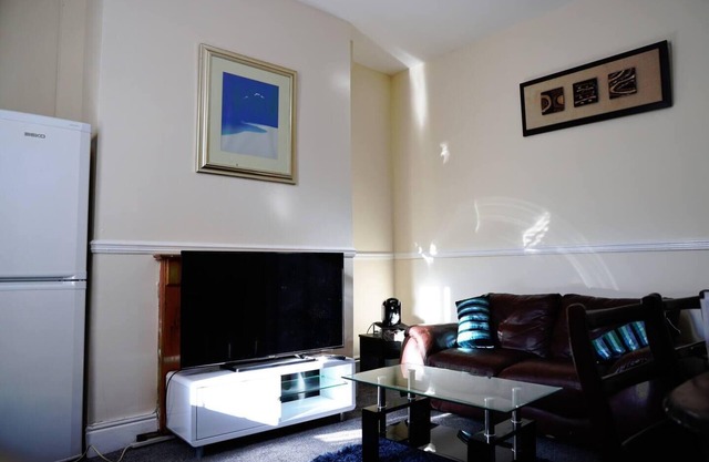 Stunning 5-Bed House in Newcastle upon Tyne