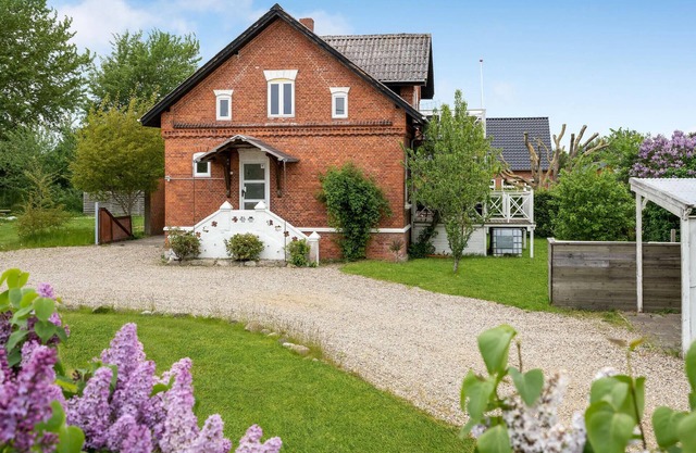 Stunning apartment in Højer with WiFi