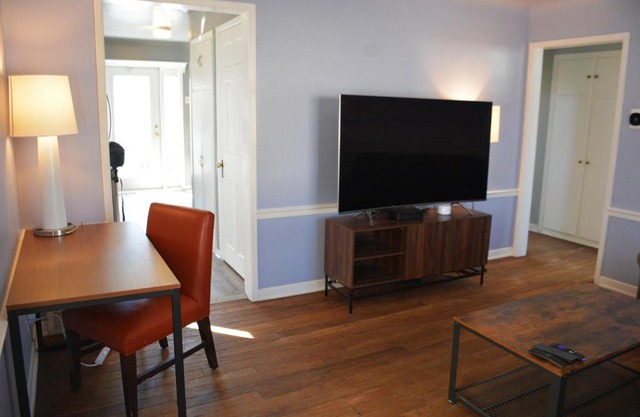 Stunning Downtown Royal Oak Townhouse (909)